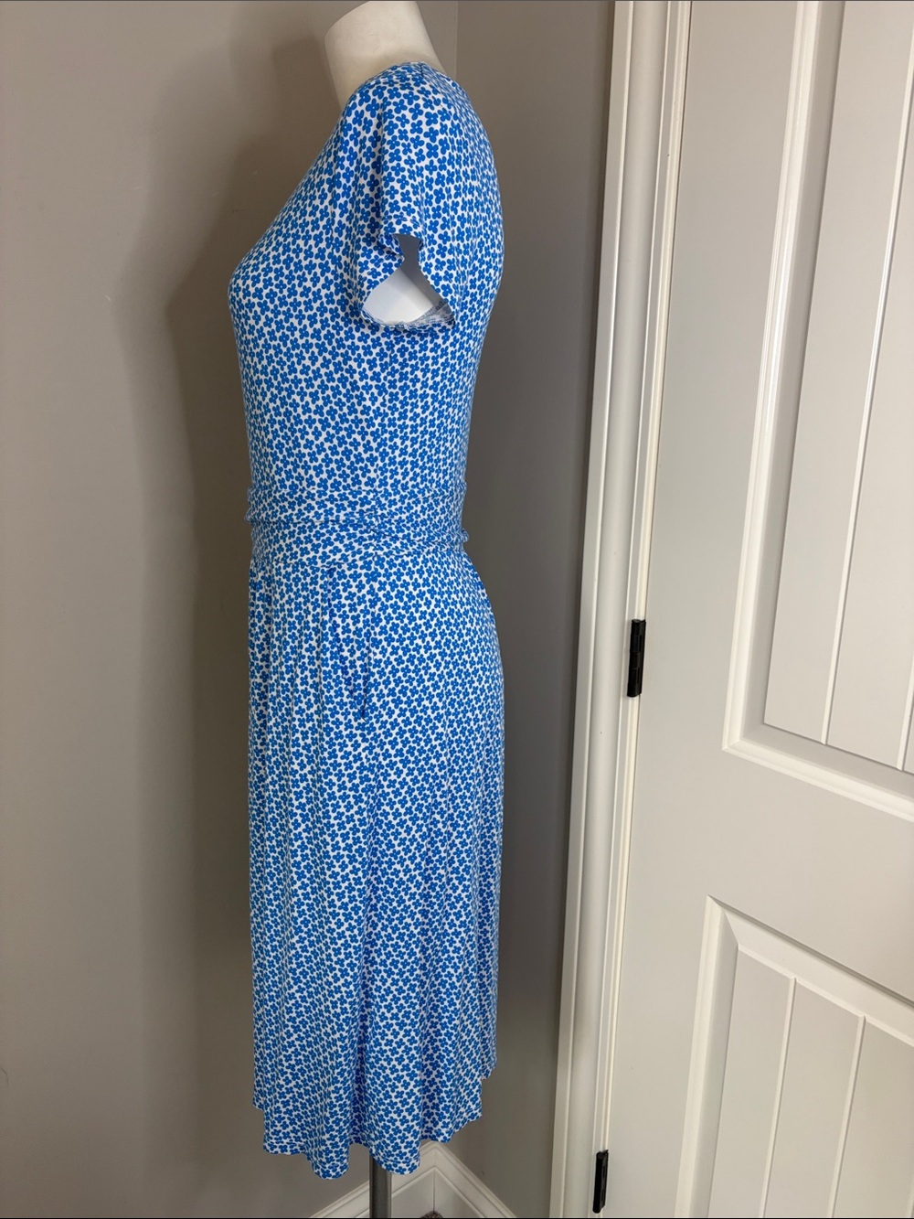 Boden Amelie Brilliant Blue Daisy Bud Print Short Sleeve Dress Knee Length Sz 6 - Picture 8 of 15